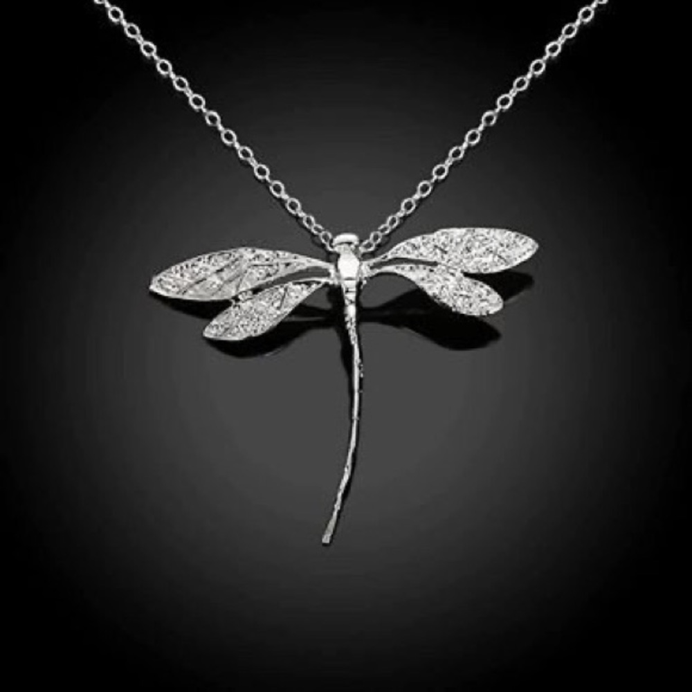925 Sterling Silver Dragonfly Necklace Brand new